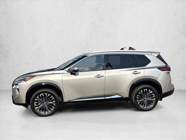 Used 2025 Nissan Rogue Platinum FWD image 8