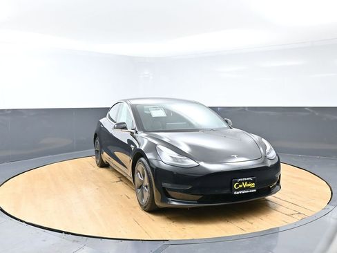 Used 2018 Tesla Model 3 Long Range image 2