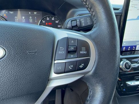 Certified 2022 Ford Explorer Limited w/ Limited Technology Package image 26