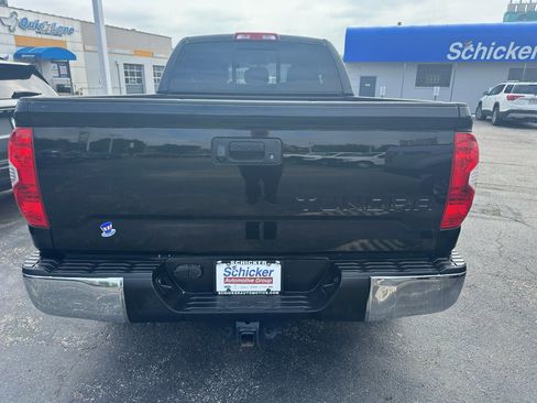 Used 2015 Toyota Tundra SR5 w/ SR5 Upgrade Package AWD/4WD image 2