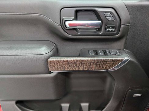 Used 2023 GMC Sierra 2500 Denali w/ Denali Ultimate Package image 40