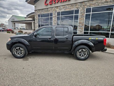 Used 2019 Nissan Frontier Desert Runner image 2
