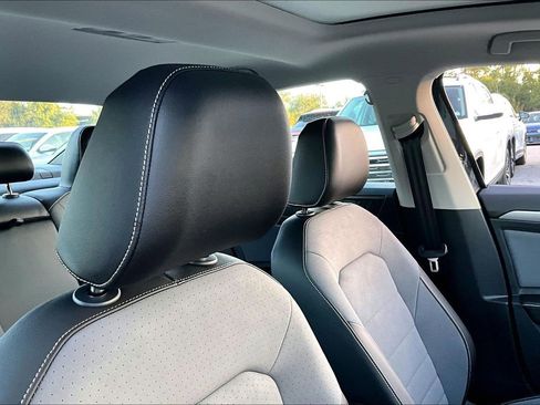 New 2026 Volkswagen Jetta SE image 22