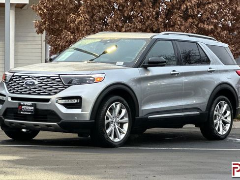 Used 2022 Ford Explorer Platinum w/ Equipment Group 601A image 8