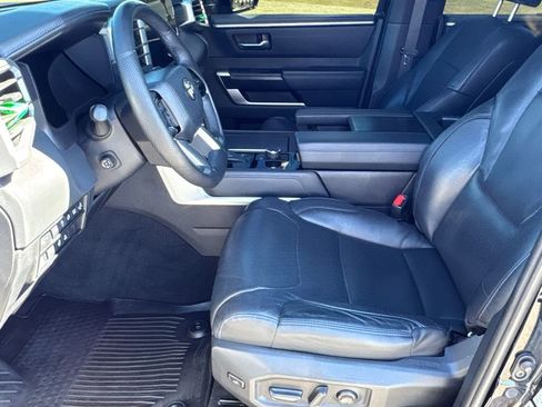 Used 2023 Toyota Tundra Platinum image 9