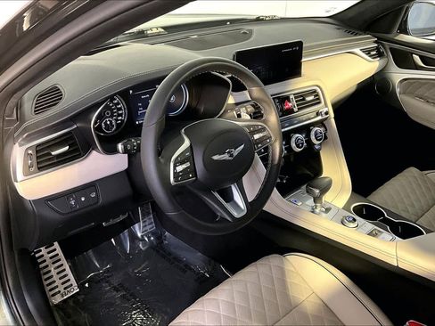 Used 2023 Genesis G70 3.3T w/ Sport Prestige Package image 17