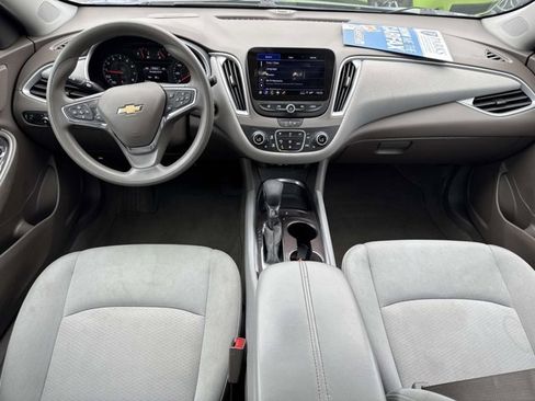 Used 2023 Chevrolet Malibu LT image 21