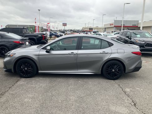 Certified 2026 Toyota Camry SE image 4