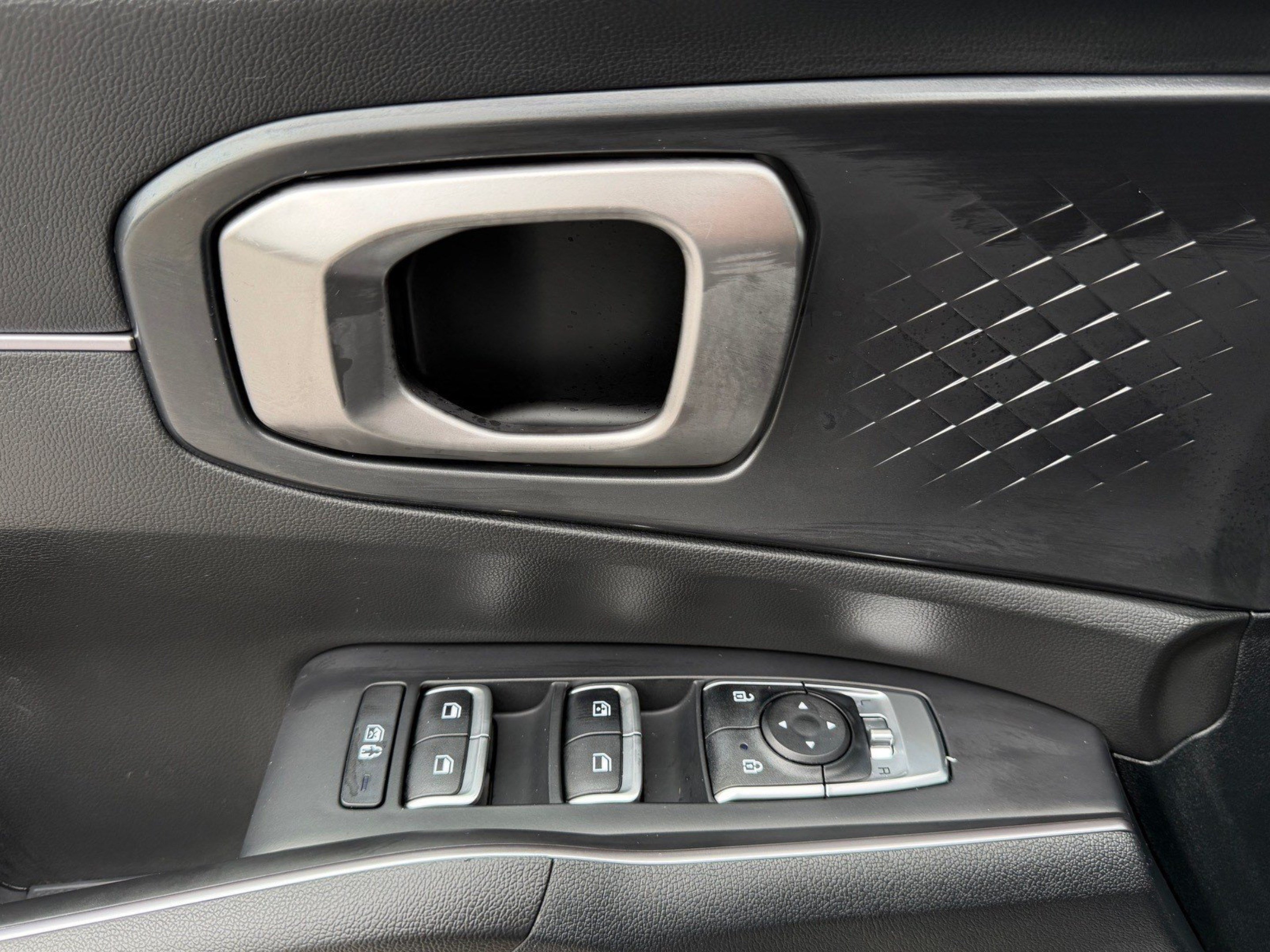 Used 2023 Kia Sorento S FWD image 22