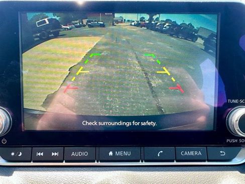 Used 2023 Nissan Sentra SV FWD image 21