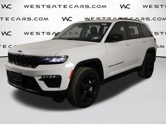 Used 2023 Jeep Grand Cherokee Limited w/ Black Appearance Package AWD/4WD 360° Tour