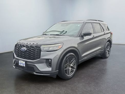 Certified 2025 Ford Explorer ST AWD/4WD image 1
