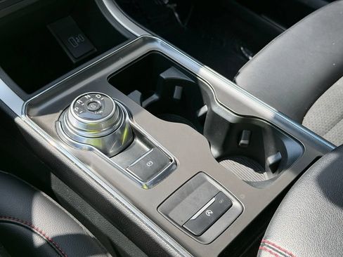 Used 2024 Ford Edge ST-Line AWD/4WD image 11