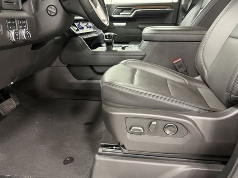 Used 2024 GMC Sierra 1500 Denali image 11