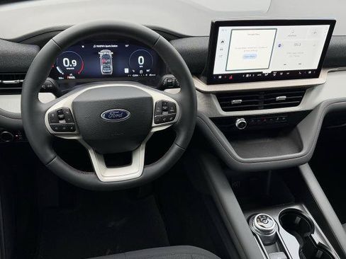New 2026 Ford Explorer Active RWD image 39