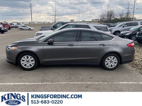 Used 2013 Ford Fusion S FWD image 1