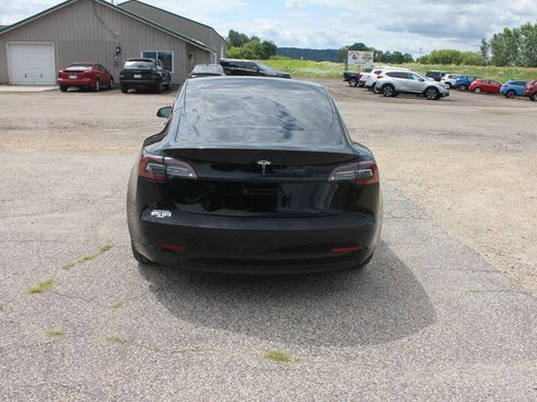Used 2019 Tesla Model 3 Standard Range Plus RWD image 6