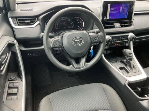 Certified 2025 Toyota RAV4 LE FWD image 14