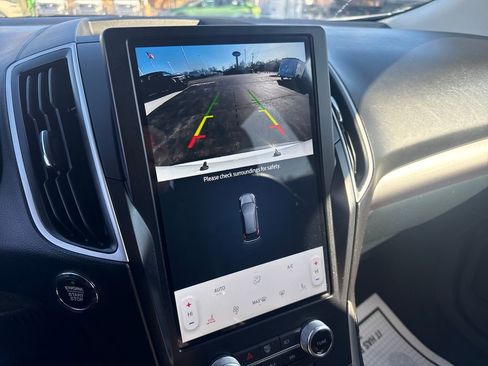 Used 2024 Ford Edge SEL image 30