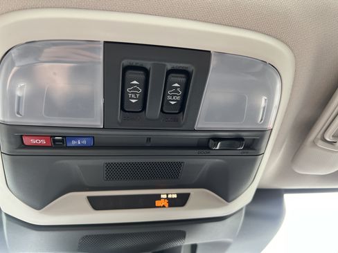 Certified 2025 Subaru Crosstrek 2.5i Premium AWD/4WD image 33