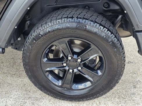 Used 2023 Jeep Wrangler Unlimited Sport AWD/4WD image 10