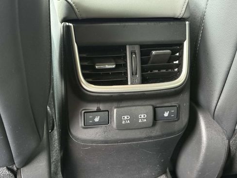 Used 2022 Subaru Outback Limited AWD/4WD image 13