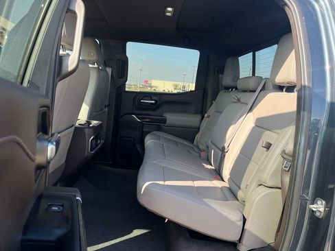 Used 2020 GMC Sierra 1500 SLT image 41