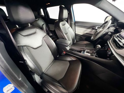 Used 2024 Jeep Compass Latitude image 31