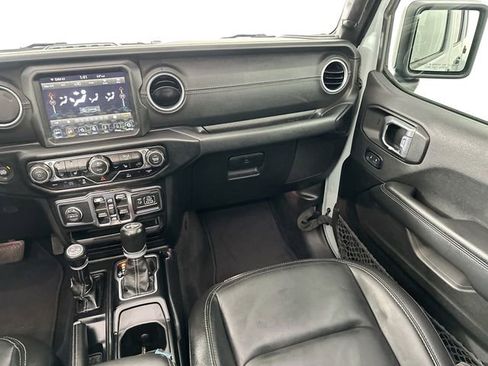 Used 2023 Jeep Wrangler Unlimited Sahara w/ Cold Weather Group AWD/4WD image 29
