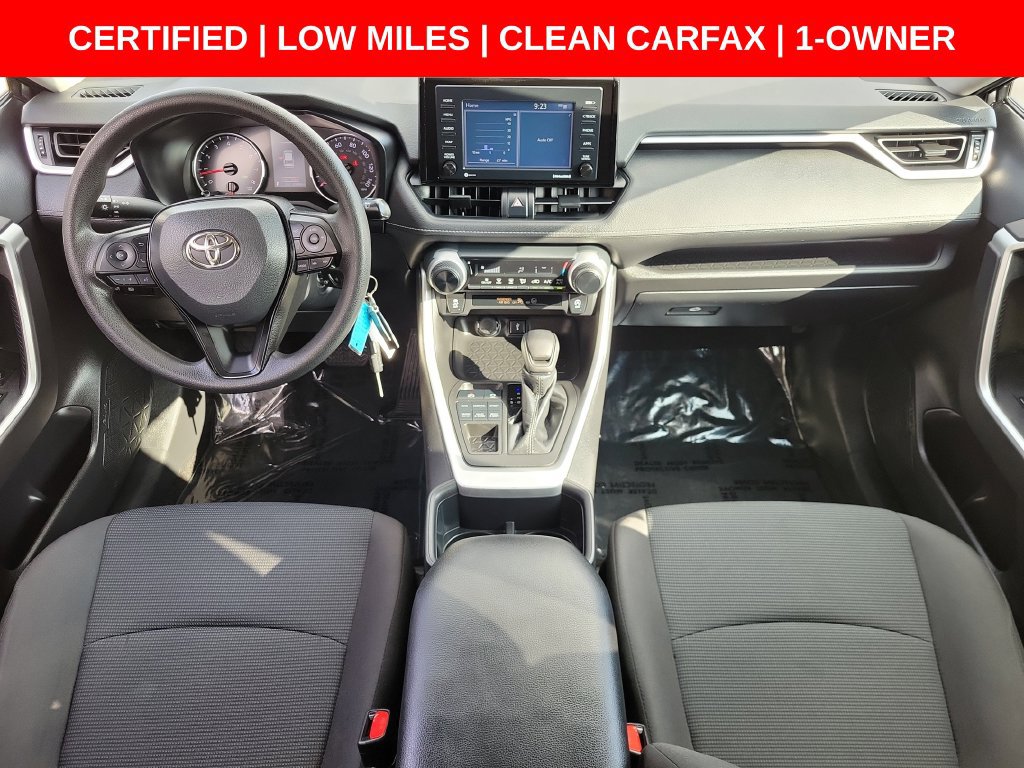 Used 2022 Toyota RAV4 LE AWD/4WD image 12