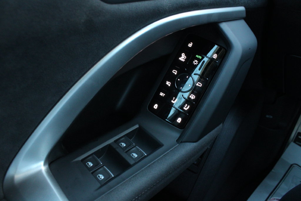 New 2026 Audi SQ5 Premium Plus AWD/4WD image 8