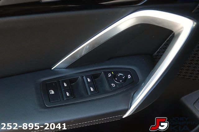 Used 2025 BMW X1 xDrive28i AWD/4WD image 14
