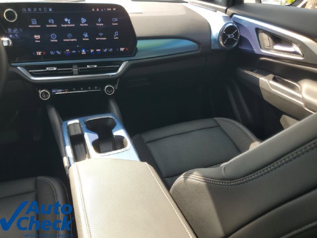 Certified 2024 Chevrolet Equinox EV LT FWD image 14