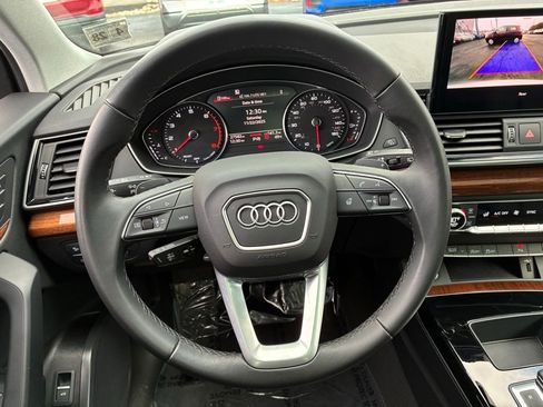 Used 2023 Audi Q5 2.0T Premium w/ Convenience Package image 25