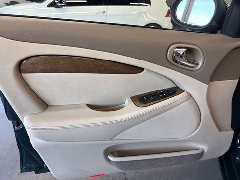 Used 2003 Jaguar S-TYPE 3.0 RWD image 33