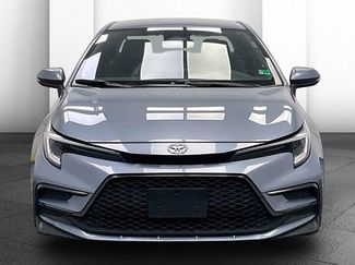 Used 2023 Toyota Corolla SE video 2