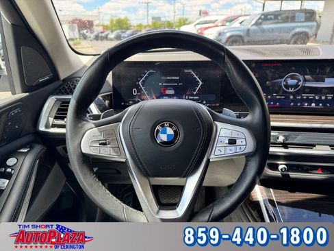 Used 2025 BMW X7 xDrive40i AWD/4WD image 25