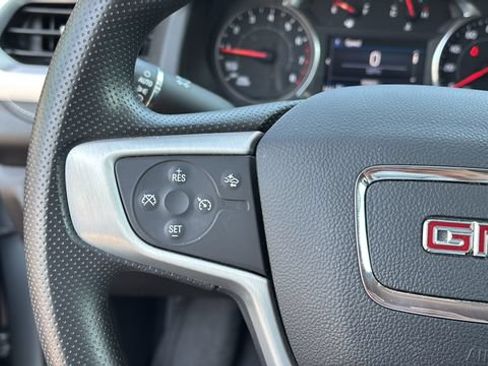 Used 2023 GMC Acadia SLE w/ Driver Convenience Package AWD/4WD image 21
