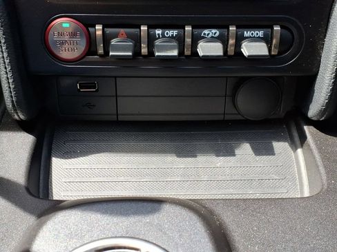 Used 2021 Ford Mustang Shelby GT500 w/ Technology Package RWD image 16