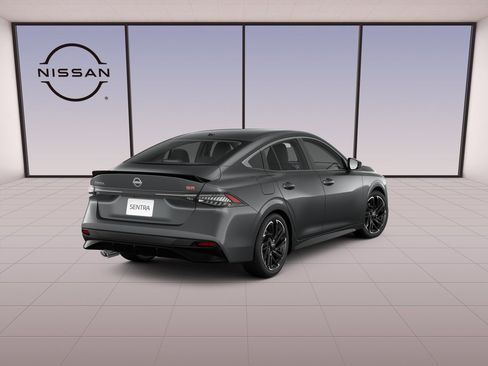 New 2026 Nissan Sentra SR w/ Floor Mat Package FWD image 5