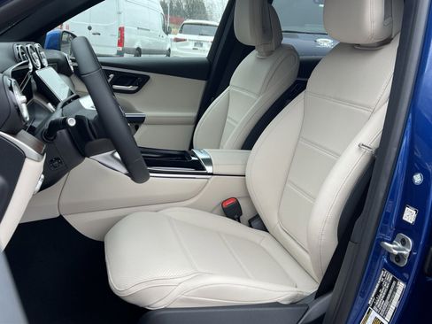 New 2026 Mercedes-Benz GLC 300 4MATIC image 11
