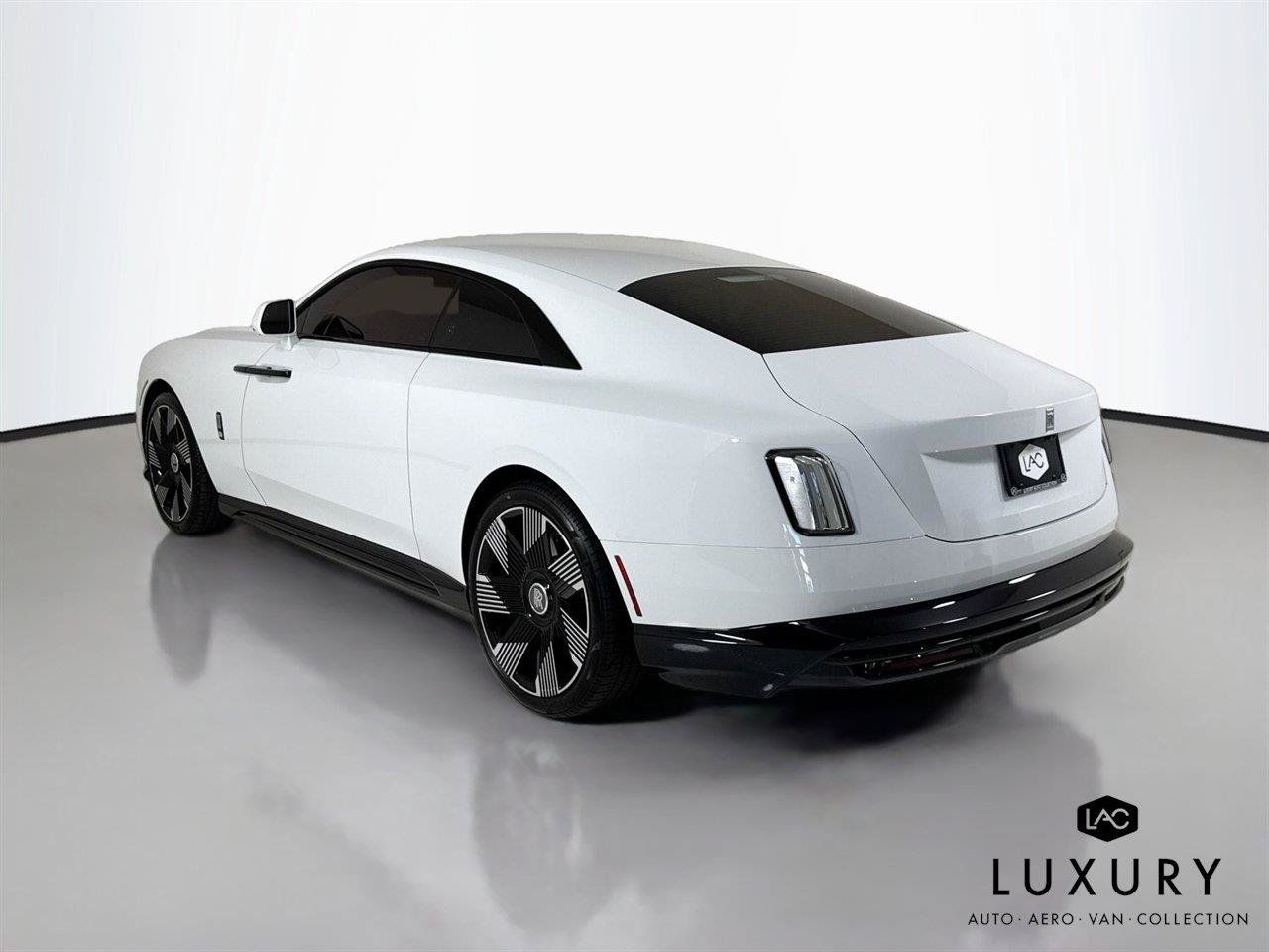 Used 2025 Rolls-Royce Spectre AWD/4WD image 8