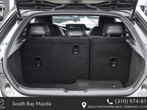 Used 2020 MAZDA MAZDA3 Hatchback w/ Preferred Package image 26