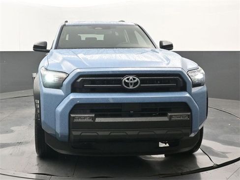 New 2026 Toyota 4Runner SR5 image 18