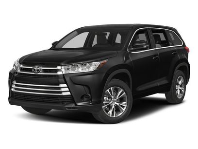 Used 2018 Toyota Highlander LE