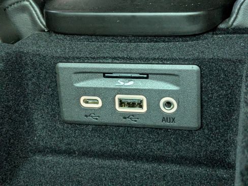 Used 2022 Chevrolet Corvette Stingray Preferred Cpe w/ 2LT image 25