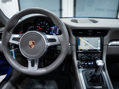 Used 2015 Porsche 911 Targa 4 AWD/4WD image 25