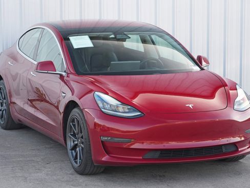 Used 2017 Tesla Model 3 Long Range image 49