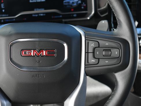 Used 2022 GMC Sierra 1500 Elevation image 20