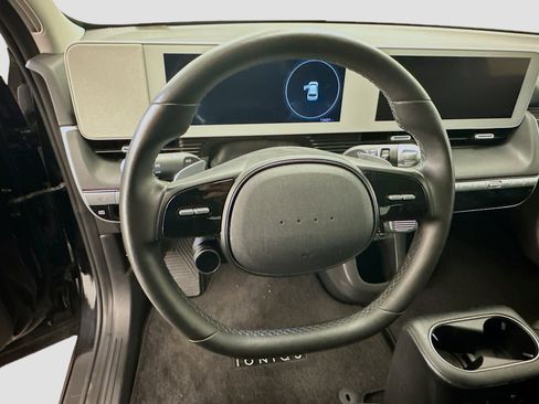 Used 2024 Hyundai Ioniq 5 SEL image 18